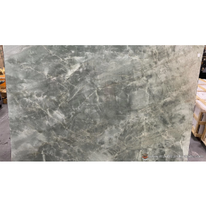 19773F - quartzite countertop